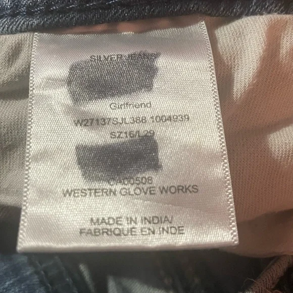 Silver Jeans girlfriend fit straight leg worn very little a little distressed - Picture 10 of 10